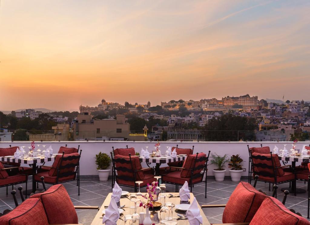haveli restaurant menu: A Comprehensive Culinary Guide to Chunda Haveli, Udaipur’s Heritage Dining Experience