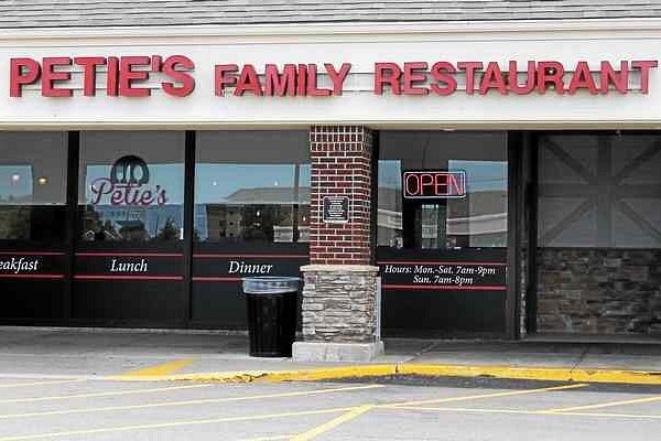 petie's family restaurant menu: A Deep Dive into Willowick's Comfort Food & Breakfast Classics