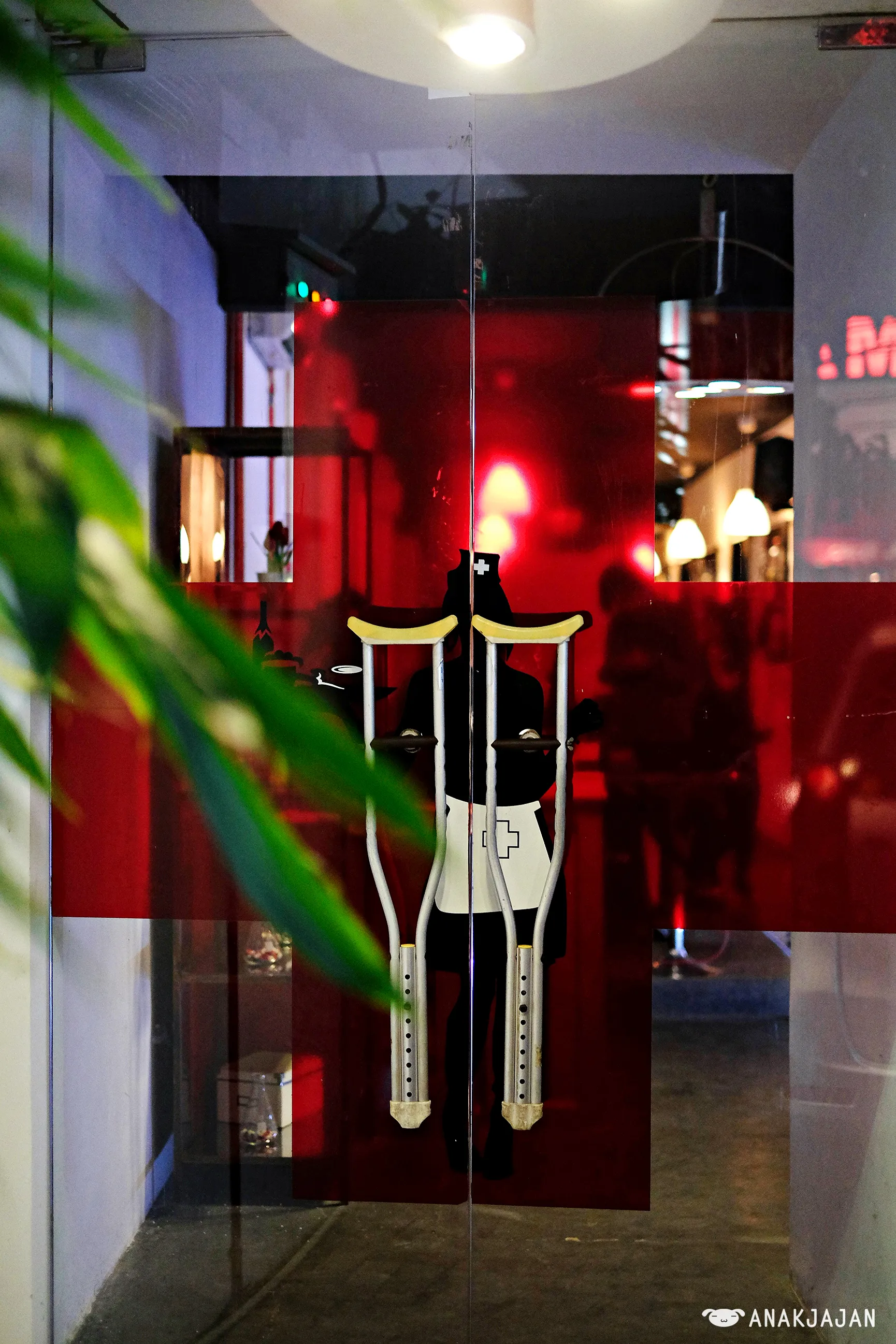 Hospitalis restaurant interior showing the unique hospital theme and decor