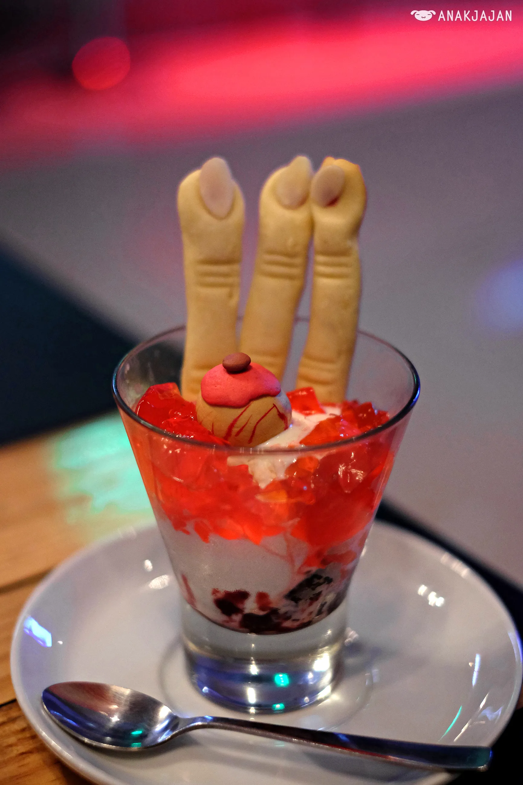 Organ Surgery Parfait dessert showing the creepy-looking presentation with edible eyeballs and fingers