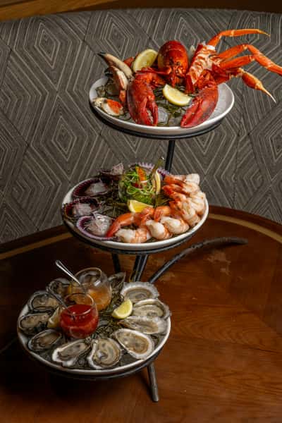 Castaway Seafood Restaurant Menu: A Deep Dive into Coastal Culinary Excellence
